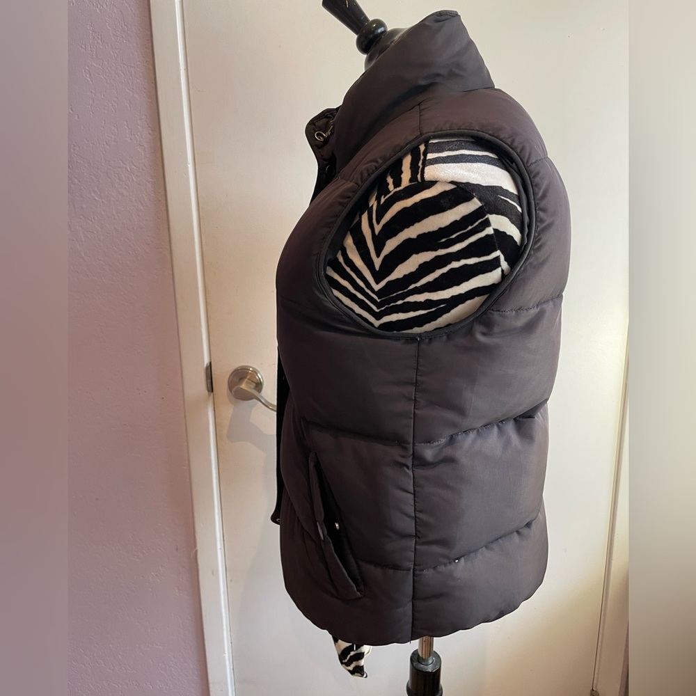 J.Crew Charcoal Puffer Vest - Picture 5 of 6